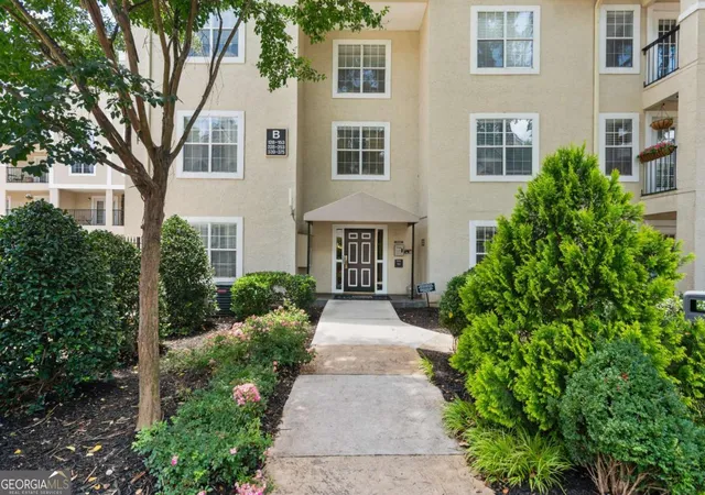 5th image of 3655 Habersham Rd Ne #B240, Atlanta, GA 30305 | MLS# 10789420