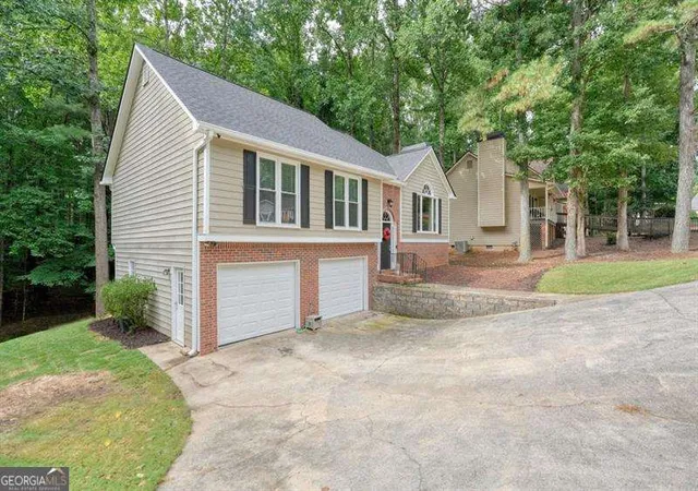 Photo 3 of Single family home for sale at 714 Players Ct, Woodstock, GA 30189 | MLS# 10828641 | Listing updated on 2026-09-03