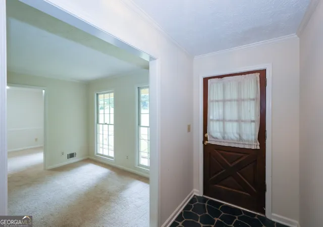 3rd image of 5315 Pounds Dr S, Stone Mountain, GA 30087 | MLS# 10812784