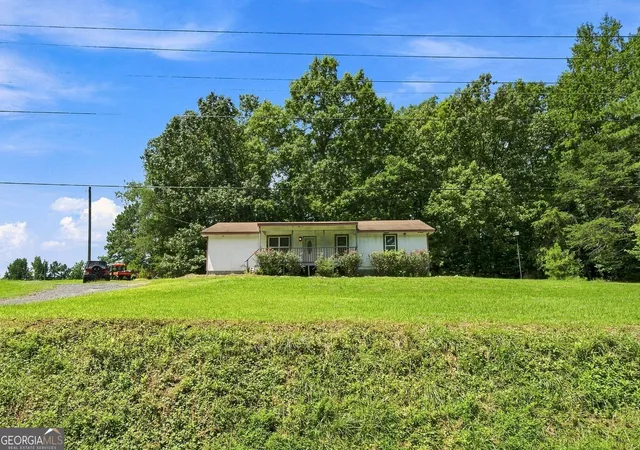 Photo 1 of Single family home for sale at 2820 Quarles Rd, Rocky Face, GA 30740 | MLS# 10827047 | Listing updated on 2026-08-30