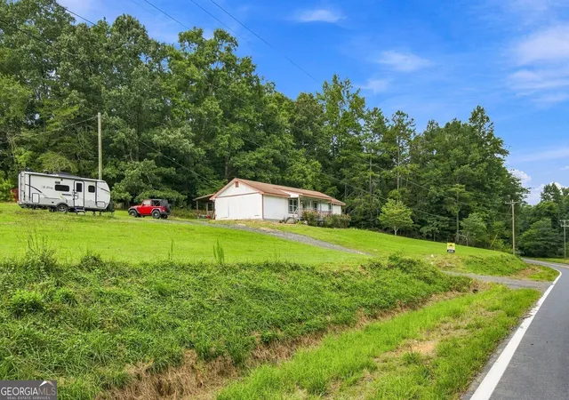 Photo 2 of Single family home for sale at 2820 Quarles Rd, Rocky Face, GA 30740 | MLS# 10827047 | Listing updated on 2026-08-30