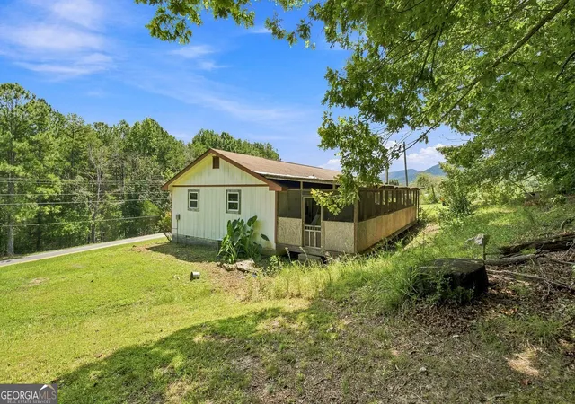 Photo 3 of Single family home for sale at 2820 Quarles Rd, Rocky Face, GA 30740 | MLS# 10827047 | Listing updated on 2026-08-30
