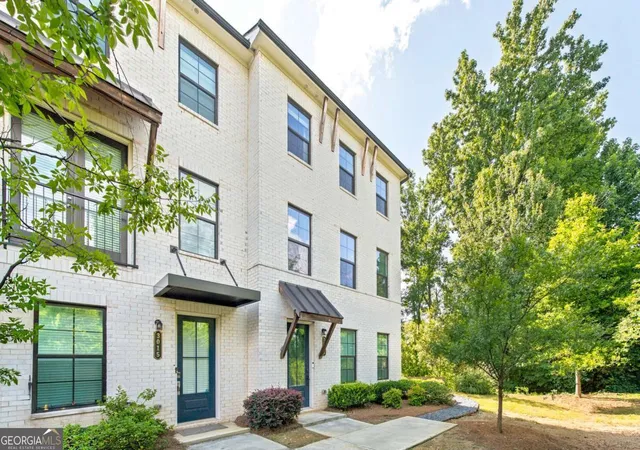 1st image of 3005 Poppy Ln, Roswell, GA 30076 | MLS# 10802770