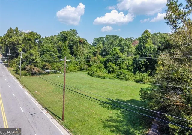 4th image of 2990 Stone Hogan Connector Rd Sw, Atlanta, GA 30331 | MLS# 10615955