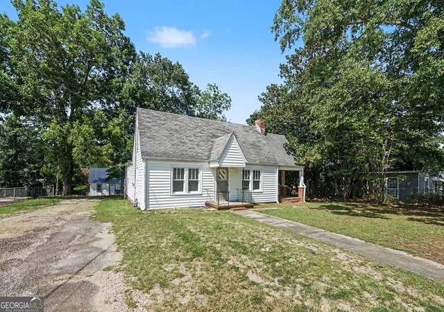 3rd image of 185 Bellview St, Winder, GA 30680 | MLS# 10829010