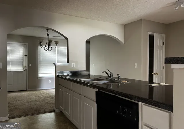 Photo 3 of Single family home for sale at 117 Meadow Ct, Fairburn, GA 30213 | MLS# 10828316 | Listing updated on 2026-09-17