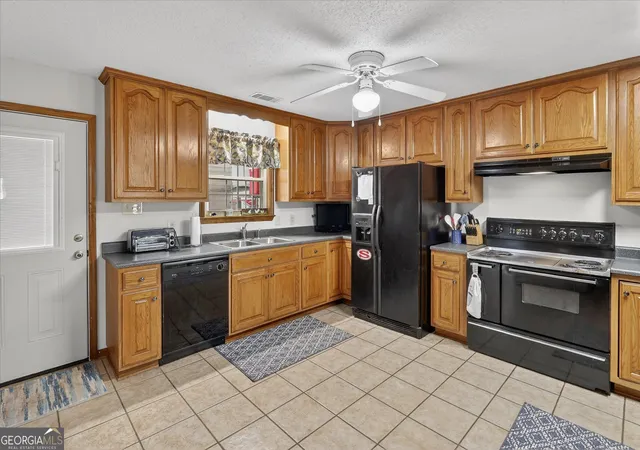 Homes for sale in Sylvania, GA | 241 Waters Station Rd, Sylvania, GA 30467 | MLS# 10713396