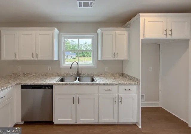 4th image of 513 Pleasant Point Rd, Statesboro, GA 30458 | MLS# 10818317