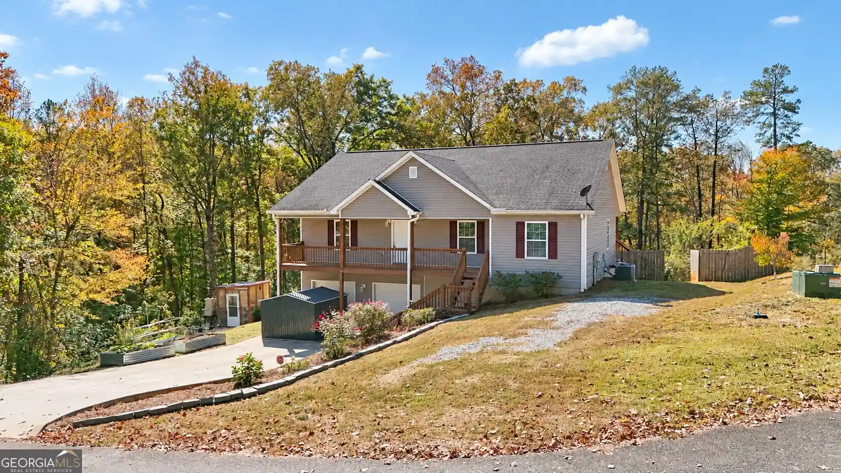 Photo 1 of Single family home for sale at 156 Southern Ests Dr, Clarkesville, GA 30523 | MLS# 10882204 | Listing updated on 2026-10-30