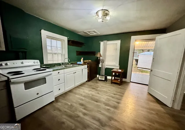 Homes for sale in Marble Hill, GA | 930 Cantrell Rd, Marble Hill, GA 30148 | MLS# 10576031