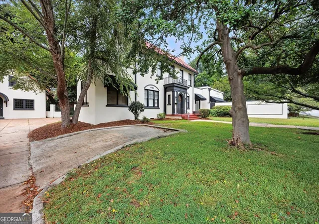 Photo 2 of Single family home for sale at 171 Pio Nono Ave, Macon, GA 31204 | MLS# 10834037 | Listing updated on 2026-09-10