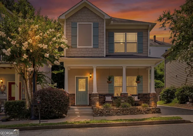Photo 2 of Single family home for sale at 218 W Marietta St, Canton, GA 30114 | MLS# 10802878 | Listing updated on 2026-09-25