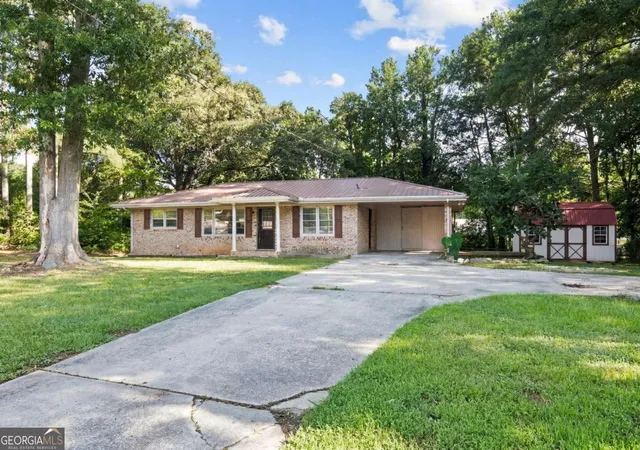 Homes for sale in Lithia Springs, GA | 3433 Arthur Dr, Lithia Springs, GA 30122 | MLS# 10803493