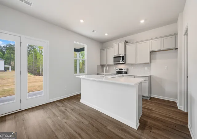 5th image of 550 Great Salt Ln, Hoschton, GA 30548 | MLS# 10785659