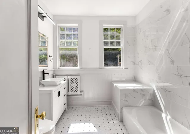 2nd image of 754 Juniper St Ne, Atlanta, GA 30308