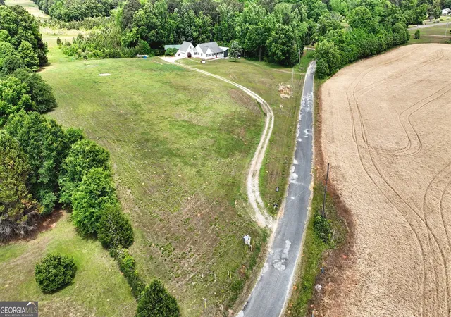 3rd image of 179 Hoyt Rd, Milner, GA 30257 | MLS# 10830143