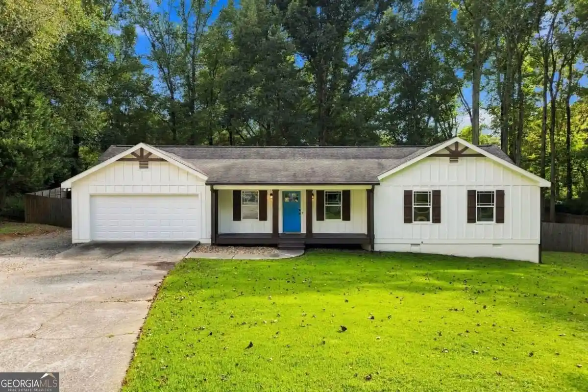 Photo 1 of Single family home for sale at 1960 Buice Ct, Cumming, GA 30028 | MLS# 10855516 | Listing updated on 2026-10-18
