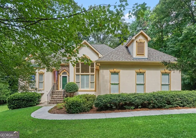 Photo 1 of Single family home for sale at 250 River Cove Rdg, Social Circle, GA 30025 | MLS# 10822520 | Listing updated on 2026-08-28