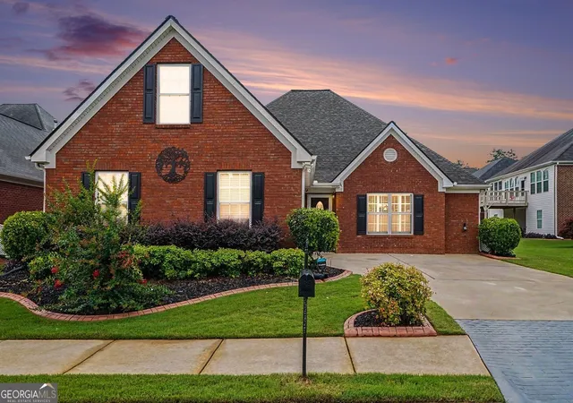 Photo 2 of Single family home for sale at 404 Gracious Way, Mcdonough, GA 30253 | MLS# 10785853 | Listing updated on 2026-10-05