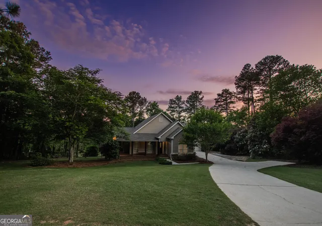 Photo 3 of Single family home for sale at 3279 Wages Cir, Dacula, GA 30019 | MLS# 10766077 | Listing updated on 2026-09-22