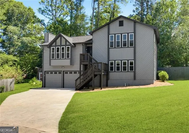 Photo 2 of Single family home for sale at 1198 Clichy Ct, Marietta, GA 30066 | MLS# 10834010 | Listing updated on 2026-09-13
