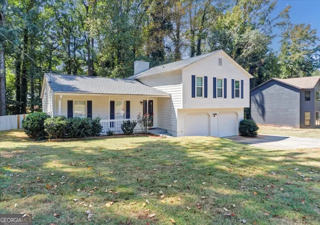 Photo 2 of Single family home for sale at 140 Leigh Kay Dr, Lawrenceville, GA 30046 | MLS# 10736294 | Listing updated on 2026-05-10
