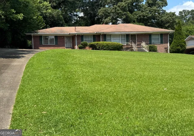 Photo 1 of Single family home for sale at 1015 Lynhurst Dr Sw, Atlanta, GA 30311 | MLS# 10795589 | Listing updated on 2026-07-13