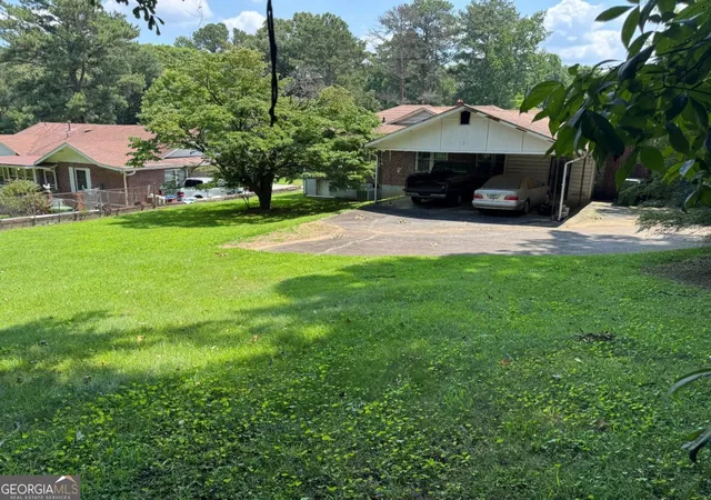 Photo 4 of Single family home for sale at 1015 Lynhurst Dr Sw, Atlanta, GA 30311 | MLS# 10795589 | Listing updated on 2026-07-13