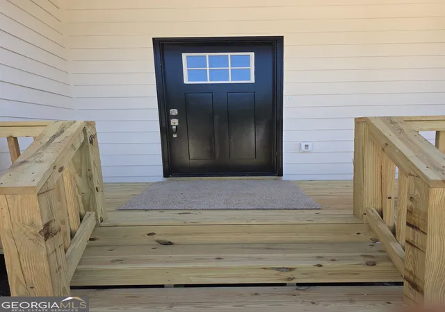 Photo 4 of Single family home for sale at 1009 S Gordon Rd, Austell, GA 30168 | MLS# 10831200 | Listing updated on 2026-09-05