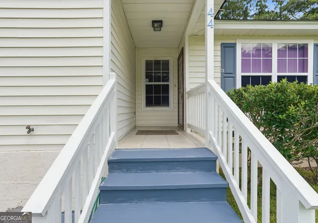 3rd image of 44 Leeward Dr, Savannah, GA 31419 | MLS# 10819802