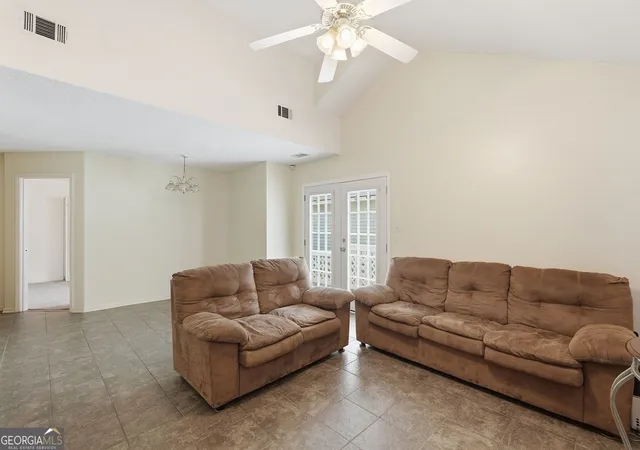 5th image of 44 Leeward Dr, Savannah, GA 31419 | MLS# 10819802