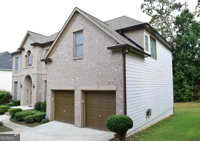 Photo 2 of Single family home for sale at 3515 Renaissance Cir, South Fulton, GA 30349 | MLS# 10806498 | Listing updated on 2026-08-24