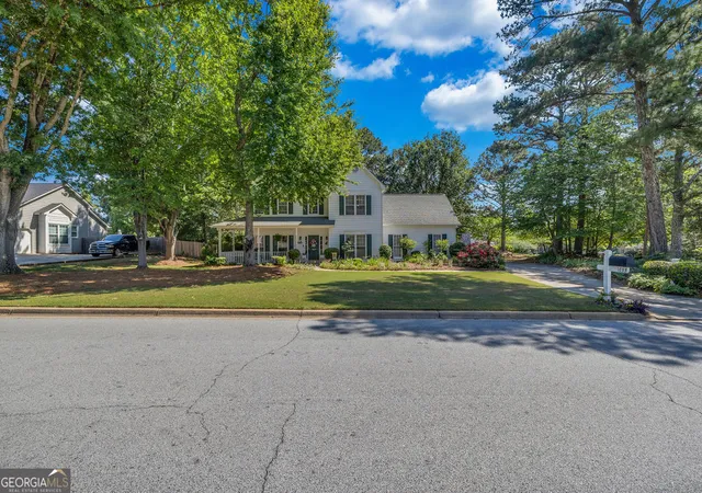 Photo 2 of Single family home for sale at 1633 Brentwood Xing Se, Conyers, GA 30013 | MLS# 10768774 | Listing updated on 2026-09-11