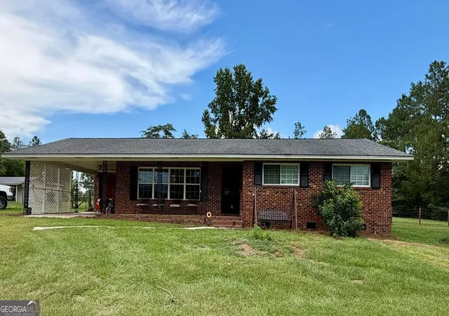 Photo 1 of Single family home for sale at 57 Lakeside Dr, Tifton, GA 31793 | MLS# 10810326 | Listing updated on 2026-09-12