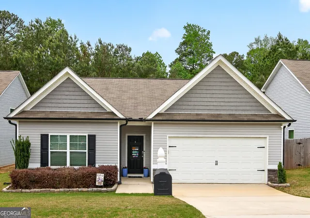 Homes for sale in Grantville, GA | 55 Hill Top Cir, Grantville, GA 30220 | MLS# 10737093