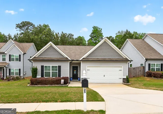 Homes for sale in Grantville, GA | 55 Hill Top Cir, Grantville, GA 30220 | MLS# 10737093