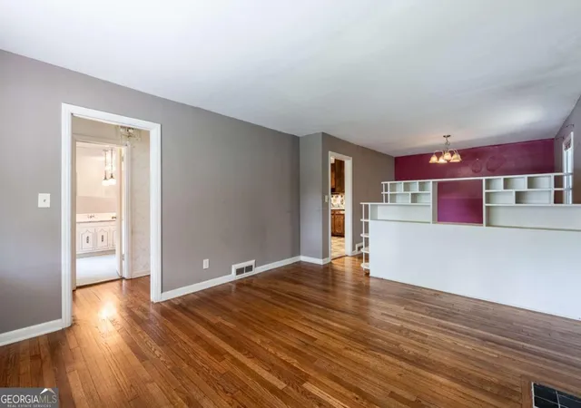 4th image of 111 Chappell Rd Sw, Atlanta, GA 30314 | MLS# 10815491