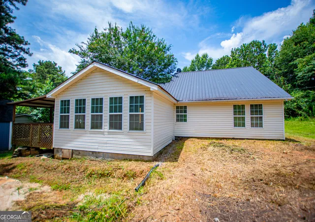 Photo 3 of Single family home for sale at 445 Gum Crk Cir, Roopville, GA 30170 | MLS# 10806078 | Listing updated on 2026-07-29
