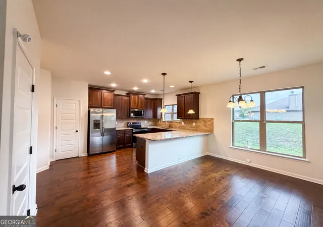 Photo 2 of Single family home for sale at 85 Pulaski Pl, Jonesboro, GA 30238 | MLS# 10805496 | Listing updated on 2026-08-25