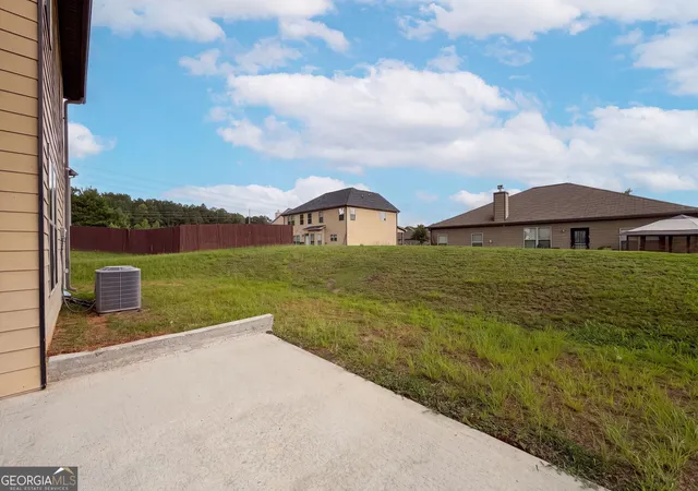 Photo 4 of Single family home for sale at 85 Pulaski Pl, Jonesboro, GA 30238 | MLS# 10805496 | Listing updated on 2026-09-21