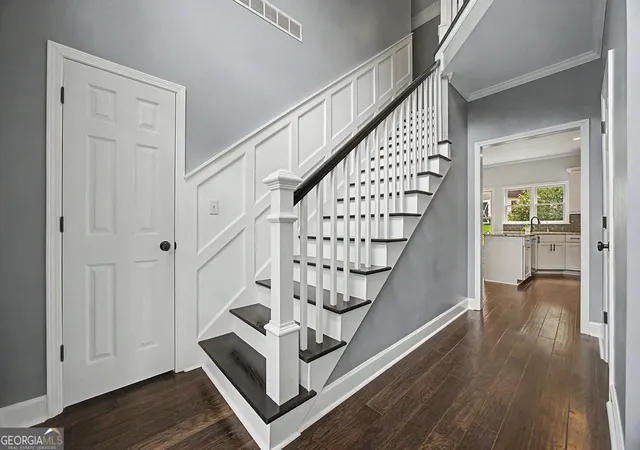 Photo 3 of Single family home for sale at 2590 Grassview Dr, Milton, GA 30004 | MLS# 10834935 | Listing updated on 2026-09-11
