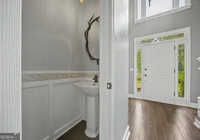 Photo 3 of Single family home for sale at 2590 Grassview Dr, Milton, GA 30004 | MLS# 10834935 | Listing updated on 2026-09-11