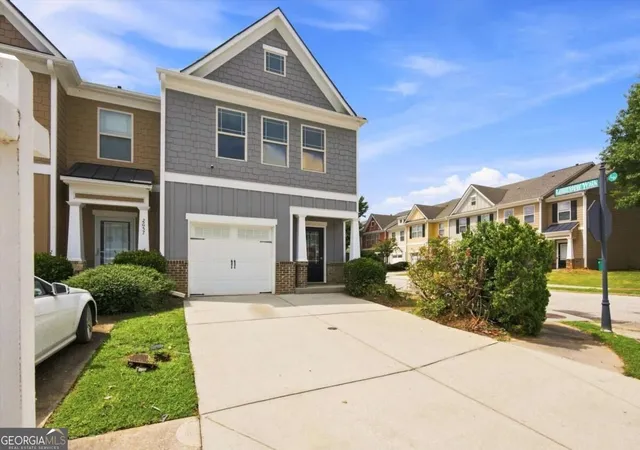 Photo 1 of Sale Pending at 2655 Avanti Wy, Decatur, GA 30035 | MLS# 10835181 | Listing updated on 2026-10-28