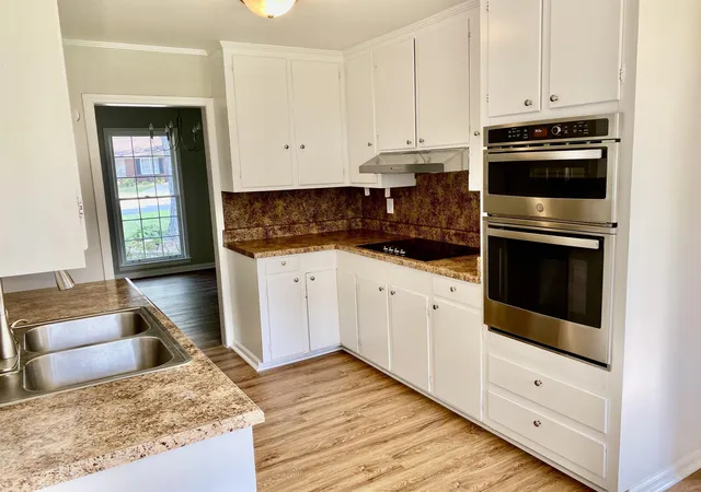 Photo 4 of Single family home for sale at 16 Jefferson Dr SW, Rome, GA 30165 | MLS# 10619113 | Listing updated on 2026-07-22