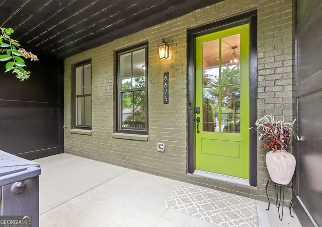 Photo 4 of Townhouse for sale at 6675 Cortland Walk, Alpharetta, GA 30005 | MLS# 10758352 | Listing updated on 2026-08-24