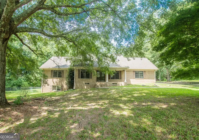 1st image of 2195 Temple Johnson Rd, Snellville, GA 30078 | MLS# 10822288