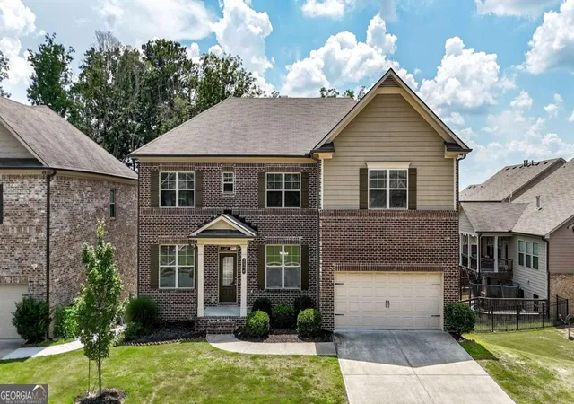 Photo 1 of Single family home for sale at 3304 Ivy Farm Path, Buford, GA 30519 | MLS# 10801160 | Listing updated on 2026-07-22