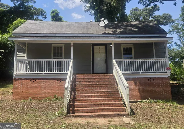 1st image of 71 Sargent Railroad Ave, Newnan, GA 30263 | MLS# 10790215