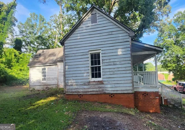 8th image of 71 Sargent Railroad Ave, Newnan, GA 30263 | MLS# 10790215