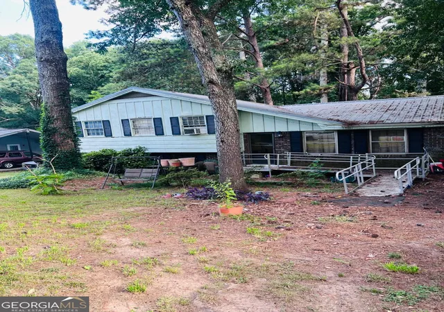 3rd image of 2749 Shelley Ln, Ellenwood, GA 30294 | MLS# 10800217